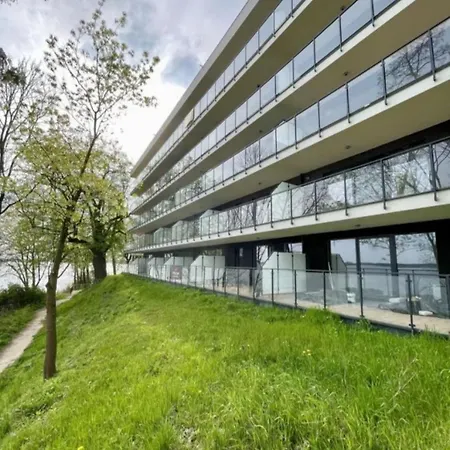Apartament Nad Wodą *